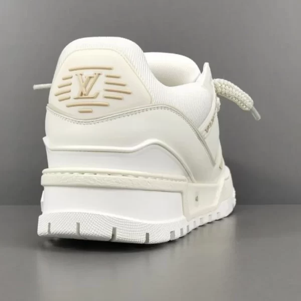 White Louis VuittonTrainer Maxi Tinkerbell low-top fashion casual sandals for men and women  1 - Image 3