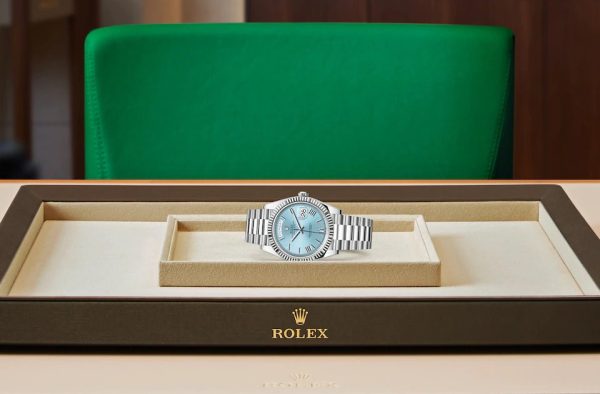 Rolex DAY-DATE 40 Oyster, 40 mm, platinum m228236-0012 - Image 2