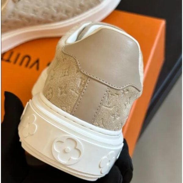 Louis Vuitton Time Out Sneaker ?C LS61 - Image 7