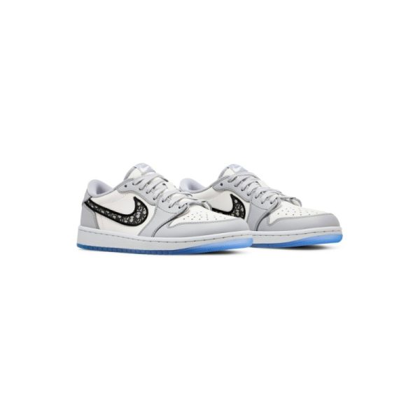 Jordan 1 Retro Low Dior