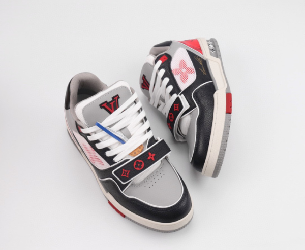 LV Trainer Black Red - Image 3