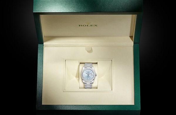 Rolex DAY-DATE 40 Oyster, 40 mm, platinum and diamonds m228396tbr-0002 - Image 3