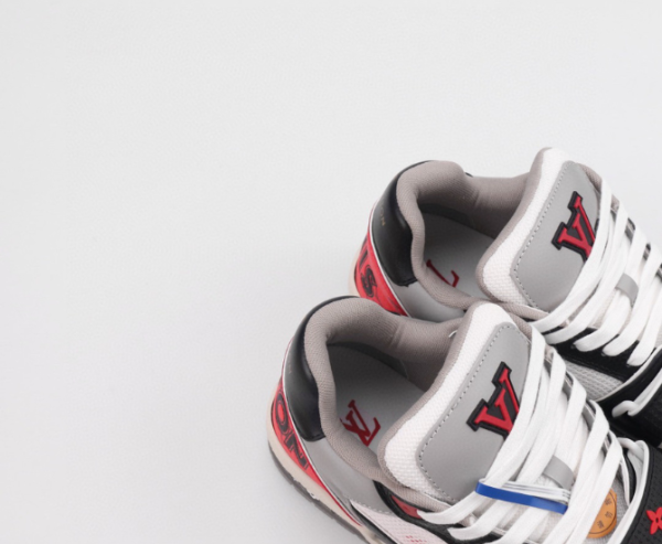 LV Trainer Black Red - Image 7
