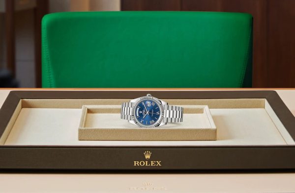 Rolex DAY-DATE 40 Oyster, 40 mm, white gold m228239-0007 - Image 2