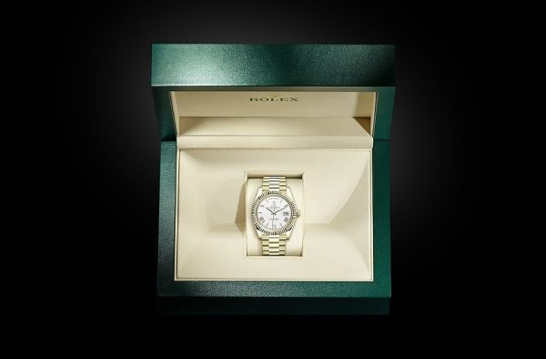 Rolex DAY-DATE 40 Oyster, 40 mm, yellow gold m228238-0042 - Image 2
