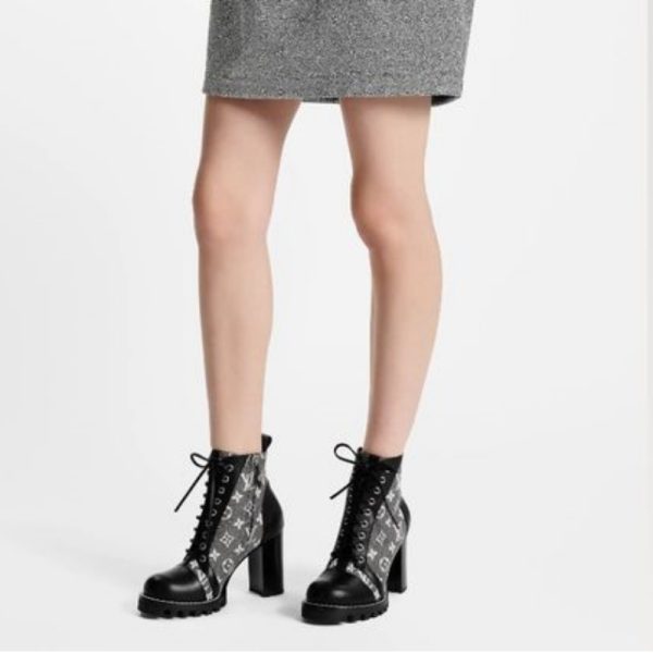 Louis Vuitton | Lace-up Leather Lace-up Boots - Image 4