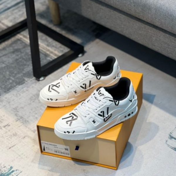 Louis Vuitton Trainer Sneakers ?C LS05 - Image 4