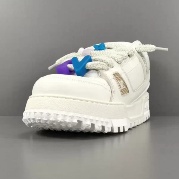 White Louis VuittonTrainer Maxi Tinkerbell low-top fashion casual sandals for men and women  1 - Image 2